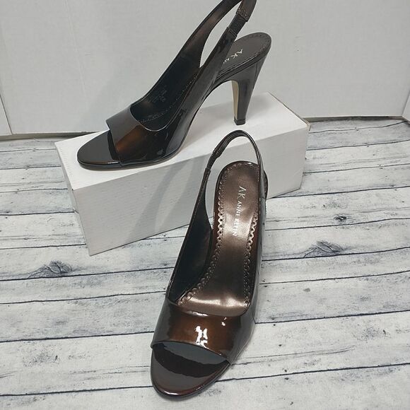 Anne Klein's Woman's SZ 8M Patent Brown Portia Shoes Upper Leather. - Picture 1 of 9